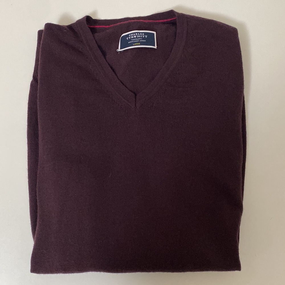 Charles Tyrwhitt Men’s V-neck Sweater Size Large 100% Merino Wool